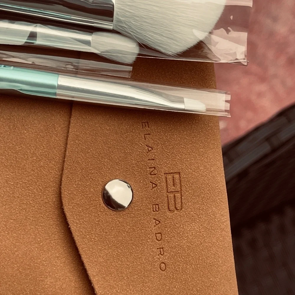 ELAINA BADRO Baby Blues Brush Set - Picture 7 of 7